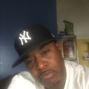 Meet your Posher, Cecilio